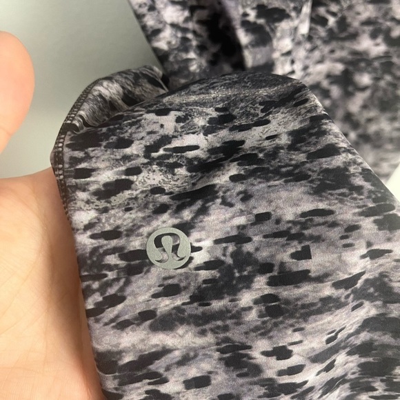 Lululemon Base Pace High-Rise Running Tight Estuary Grey Multi size 2 - Picture 6 of 6